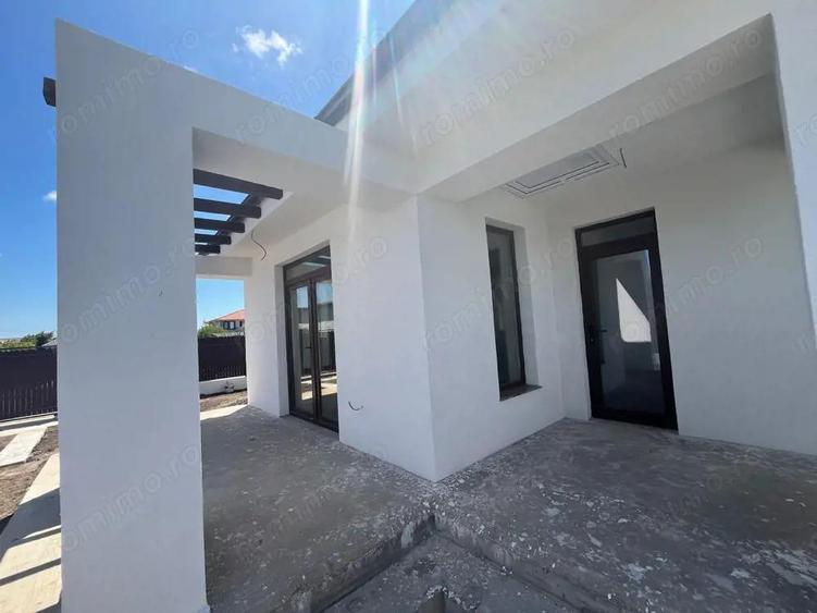 Casa Cumpana intabulata ?i conectata la toate utilita?ile - 1