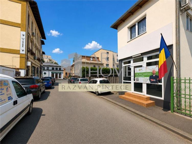 Inchiriere spatiu comercial 17 mp ultracentral Hale Ploiesti - 1