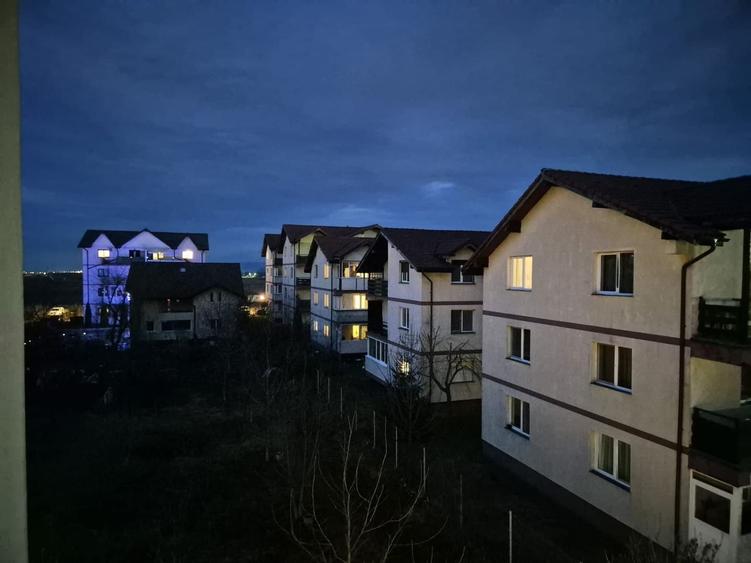 Bloc nou, sectiune mare, apartament 3 camere cu semineu, terasă mare si garaj - 24