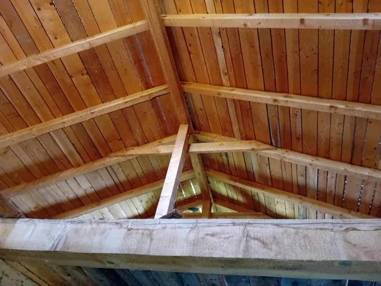 Casă cu Teren 152 Mp în Central