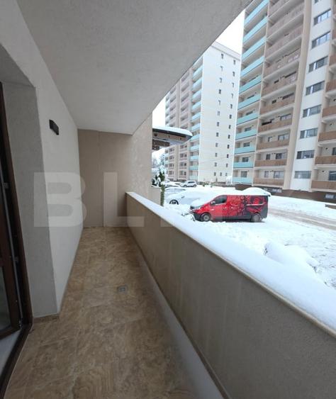 Apartament cu 3 camere decomandat în Independenței