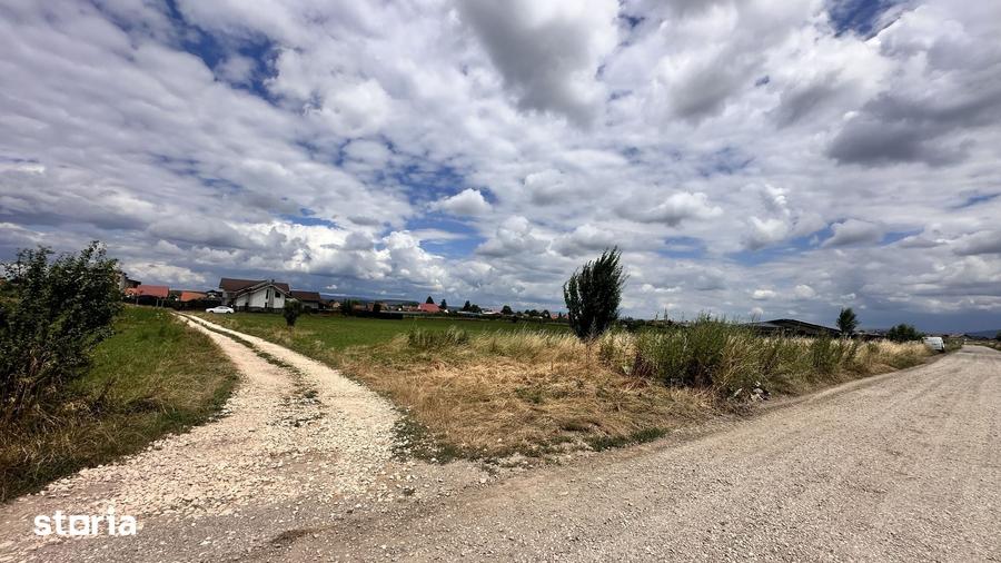 Teren de 475 mp, în Hărman