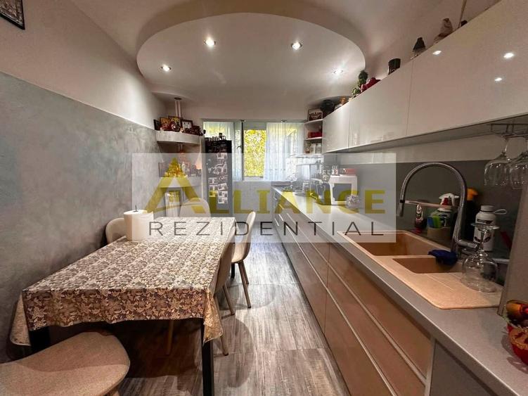 Apartament cu 3 camere decomandat, mobilat în Apărătorii Patriei