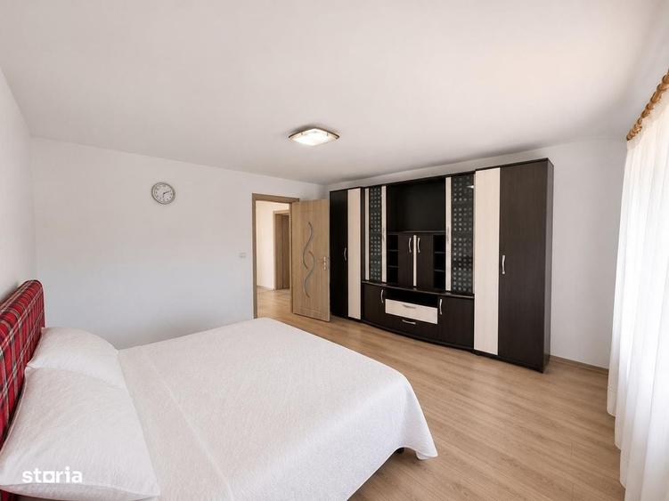 Casă cu 4 camere în Mărgineni