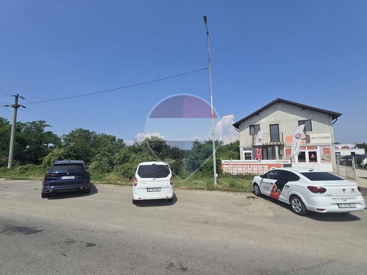 Teren Construcții intravilan de 4001 mp, în Blejoi