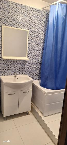 Apartament cu 3 camere decomandat în Tunari