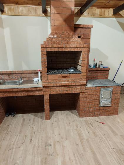 Casă cu 4 camere în Pisc