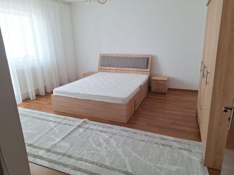 Apartament cu 2 camere decomandat în Rolast