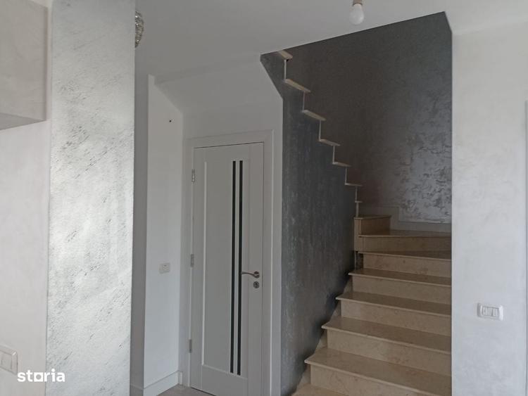 Casă cu 4 camere în Hudum