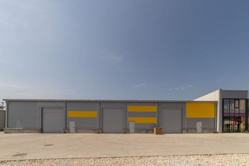 Spațiu comercial, de 600 mp, în Bascov