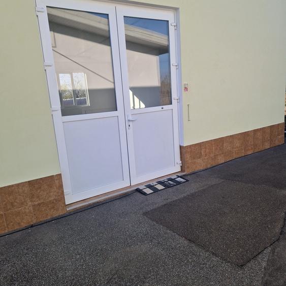 Spațiu comercial, de 50 mp, în Central