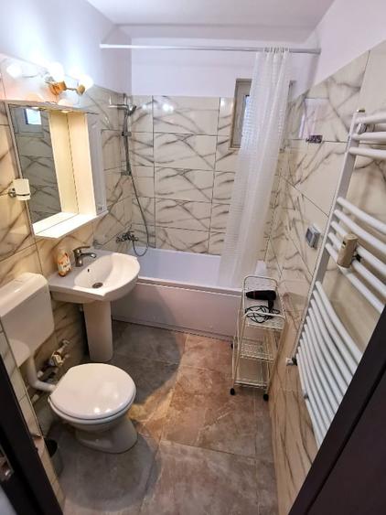 Apartament cu 2 camere semidecomandat, mobilat în Obor