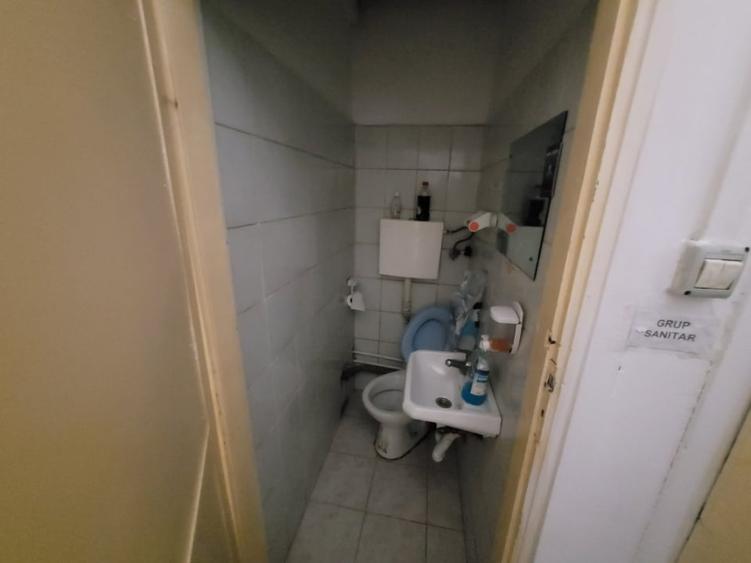 Spațiu comercial, de 63 mp, în P-ța Muncii