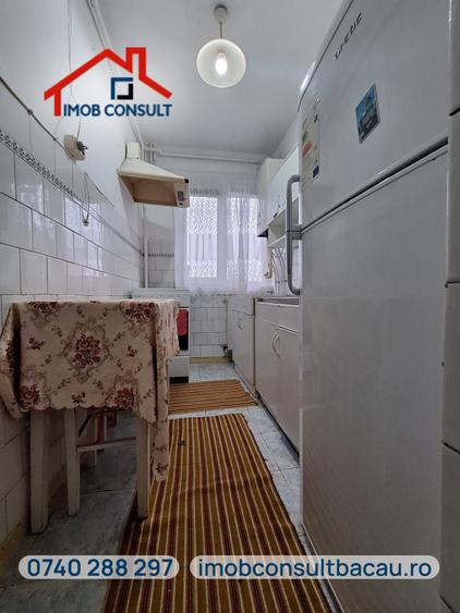 Apartament cu 2 camere nedecomandat în Energiei