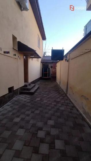 Casă cu 4 camere cu Canalizare în Mircea cel Bătrân