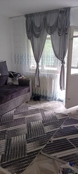 Apartament cu 2 camere decomandat în Exterior Vest