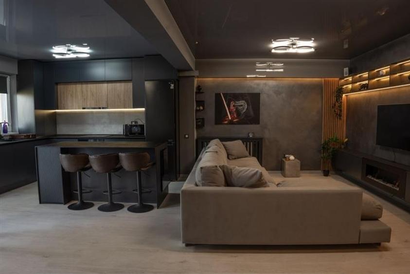 Tractorul, Brasov - 1