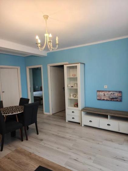 Apartament cu 3 camere, decomandat, pet friendly + loc de parcare, zona Terra - 1