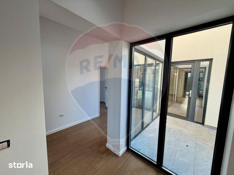 Casa / Vila cu 4 camere de vanzare in zona Dedeman - 9