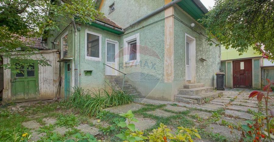Casa saseasca de renovat, cu teren, ?cheii Bra?ovului - 9