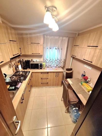 Nufarul, langa Lotus-2 camere,et.1, mobilat - 4