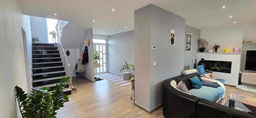 Casa 4 camere de vanzare, Sanmartin, zona str Carmel - 6