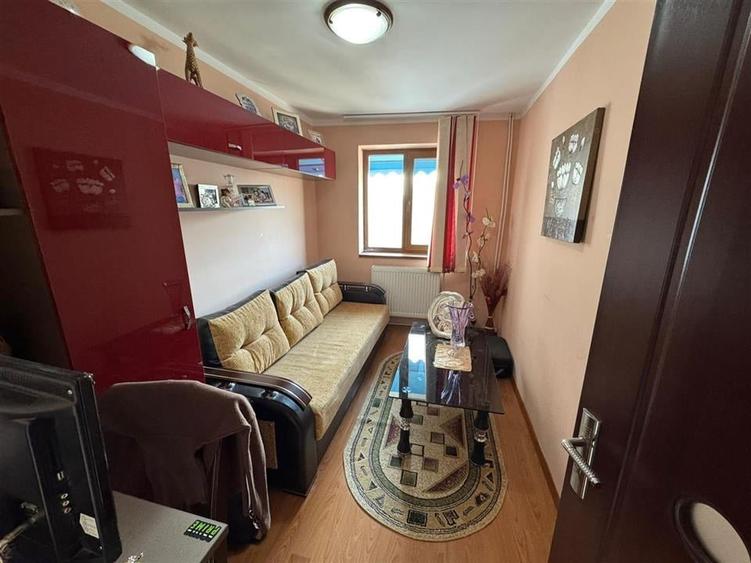 Apartament 3 camere, Piata Sud, etaj 3, renovat si mobilat complet - 5
