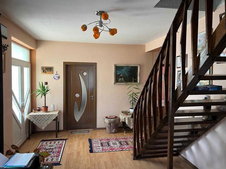 Vand/Schimb-Casa parter+mansarda cu posibilitate de extindere!! - 1