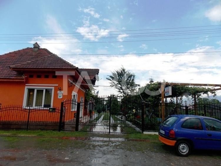 Pensiune la cheie 13 camere  15 locuri parcare si teren 3000 mp - 12