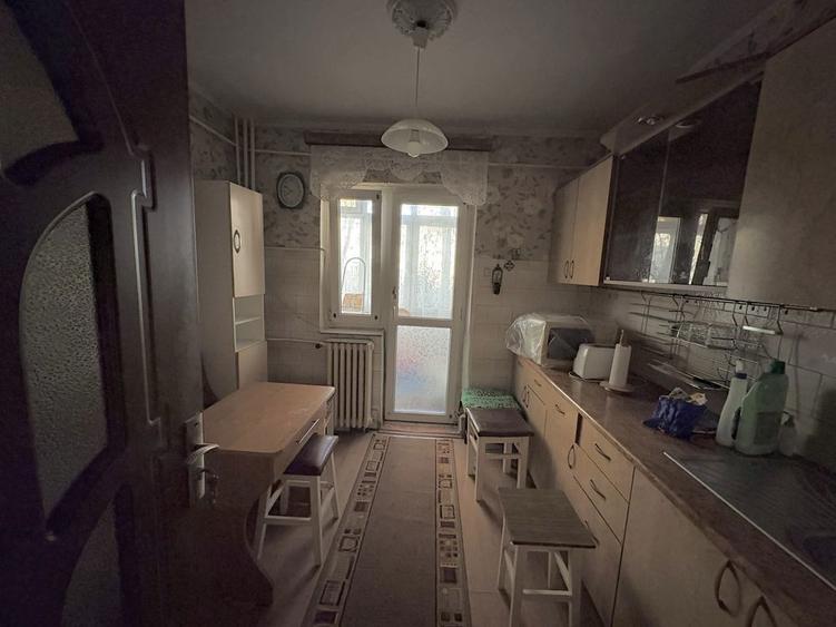 Vand apartament 2 camere - 4