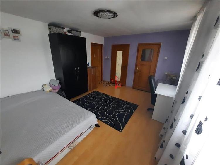 Vila 2 etaje, curte generoasa Vatra Luminoasa - 6