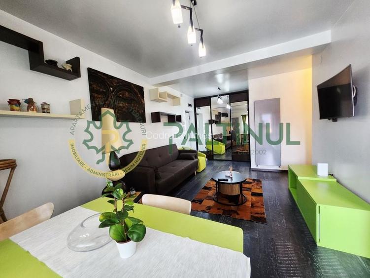 Apartament 3 camere, etaj 2/2, mobilat - Calea Cisnădiei, loc parcare, pod Apartament 3 camere, etaj 2/2, mobilat - Calea Cisnădiei, loc parcare, pod