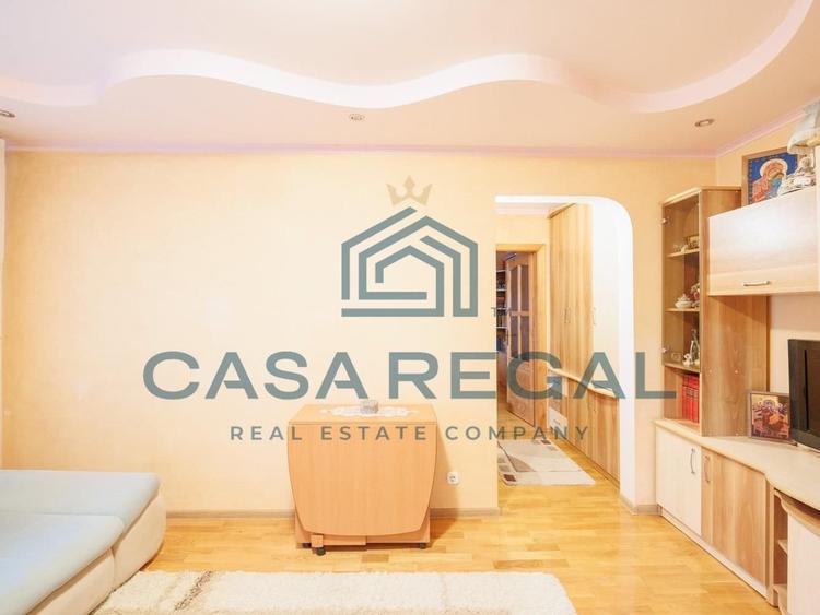 De vanzare, aparatemnt 2 camere, semimobilat, cu loc de parcare, b-dul Dacia - 8