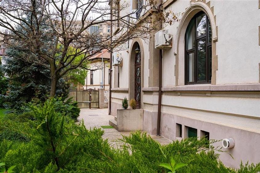 Inchiriere vila reprezentativa - pretabila birou, ambasada - 12