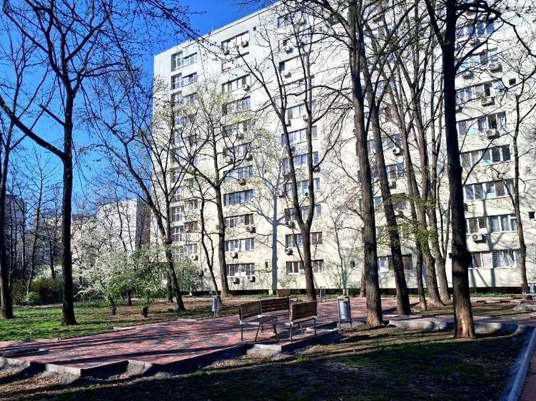 Titan, metrou 15 minute - 1