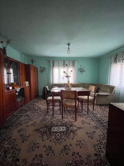 Vand casa la tara - 2