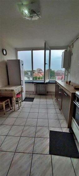 Garsoniera etaj intermediar zona Astra - 7