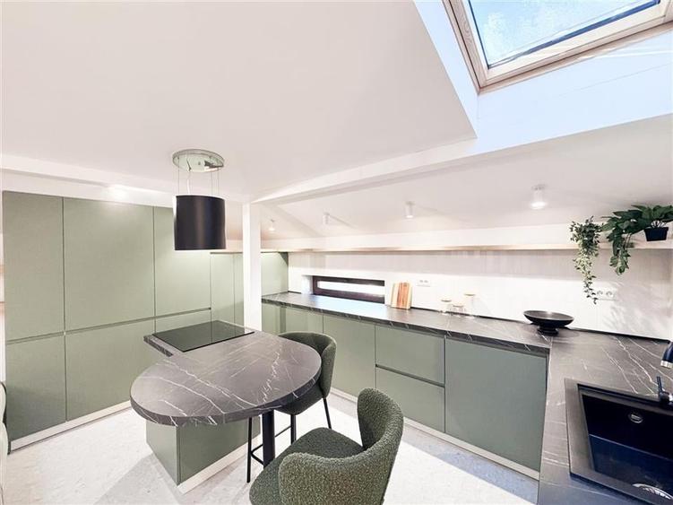 Apartament de inchiriat 5 camere Charles de Gaulle - 31