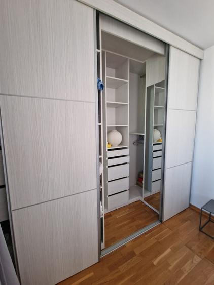 Muncii, Decebal, Calea Calarasilor, Prima Inchiriere - 12