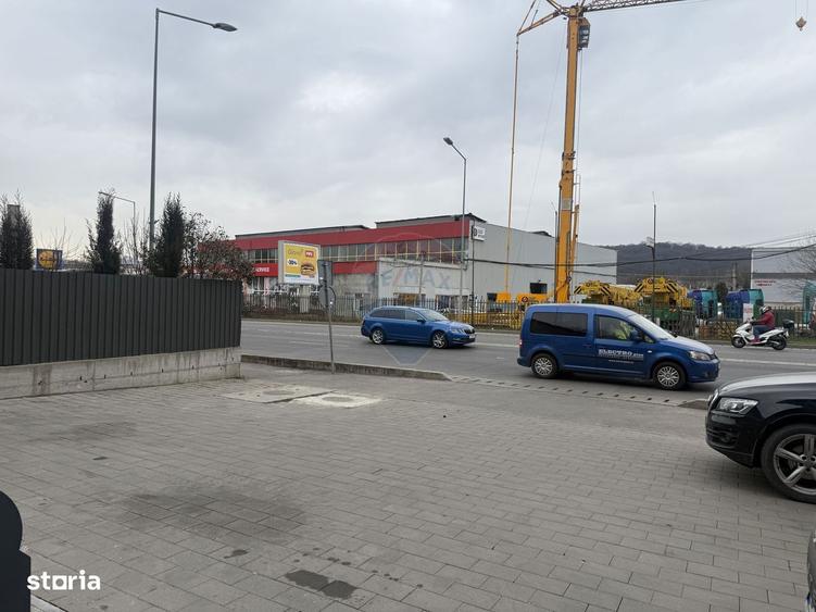 Spatiu comercial modern, 106 mp, parter, parcare inclusa, curte - 6