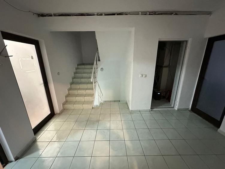 Cladire pretabila spațiu birouri/ clinica - 16