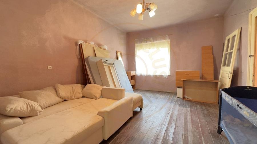 Casa 4 camere cu Teren 615 mp - Str. Marasesti Nr.62 - Carei - 6