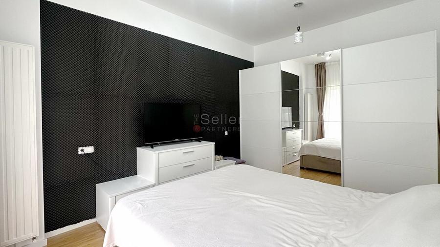 Zona Linistita Terasa Suprafata Generoasa - 2