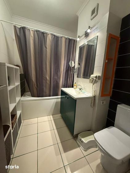 Apartament cu 2 camere decomandat în Centrul Civic