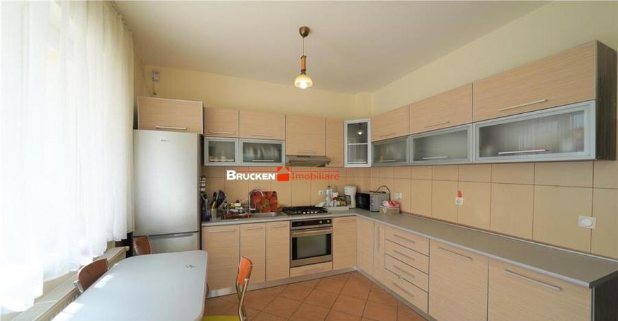 DUPLEX IN CARTIERUL ONCEA CU PARCARE SI CURTE - 7