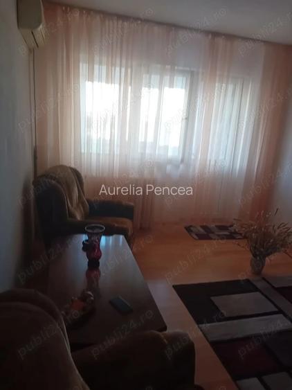 Vanzare apartament 3 camere Vanzare apartament 3 camere
