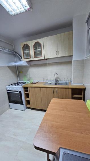 Apartament 3 camere Vlahuta,mobilat-utilat,loc parcare,400 E - 5