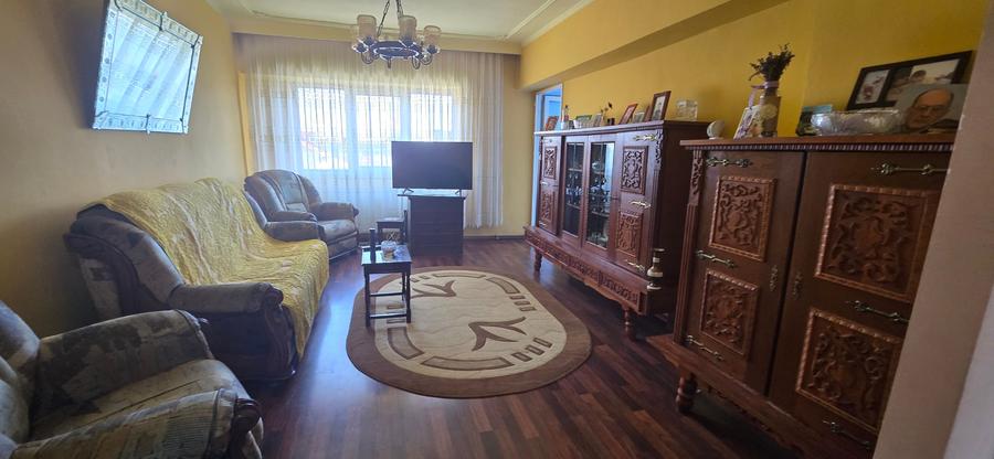 Ultracentral Târgoviște,  vânzare apartament 3camere,  comision 0 la cumpărător - 1