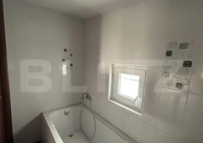 Apartament de vanzare, semidecomandat, cu 2 camere, 50 mp | - 3