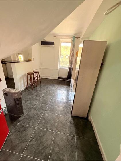 Occazie RBB sau student Garsoniera Piata Romana loc se parcare inclus - 5